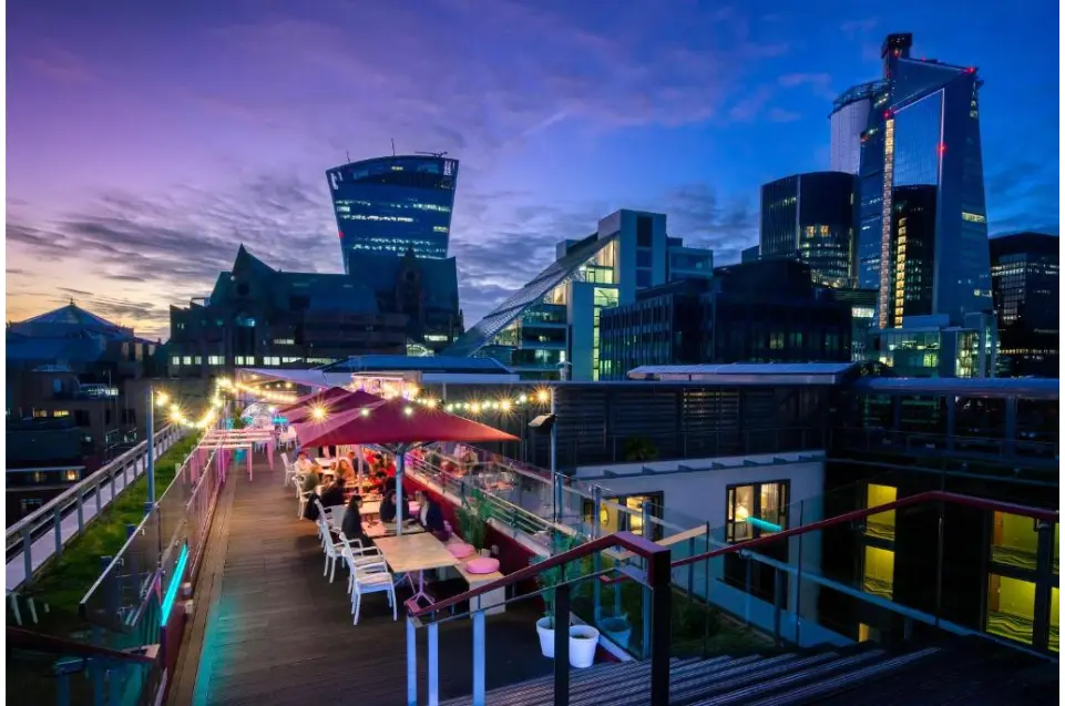 WRE London venue 01.png
